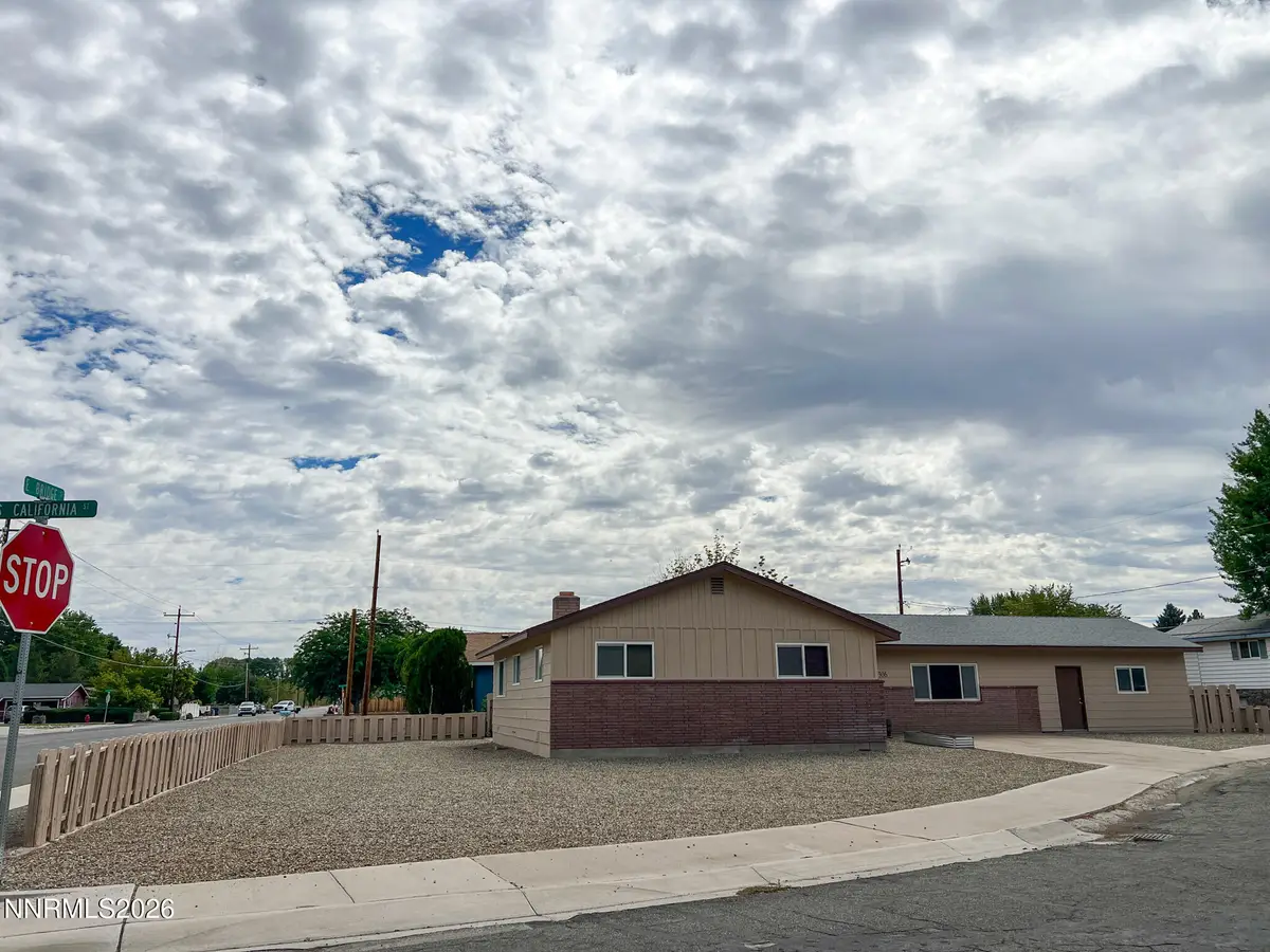 306 S California Street, Yerington, NV 89447 - #1