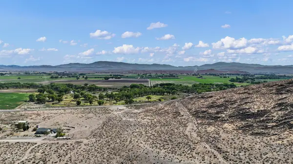 36 Triplett Lane, Yerington, NV 89447