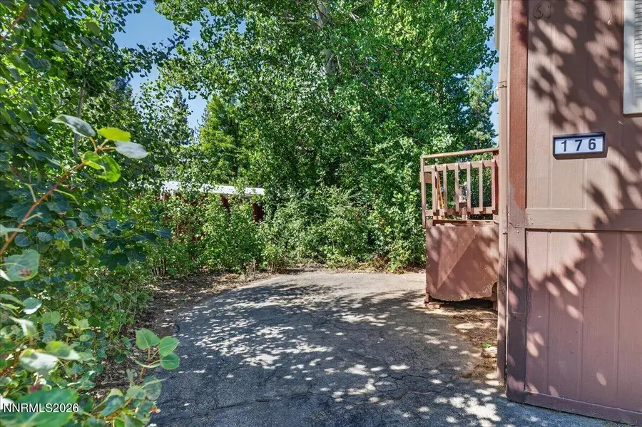 176 Crescent Drive, Stateline, NV 89449 - #2