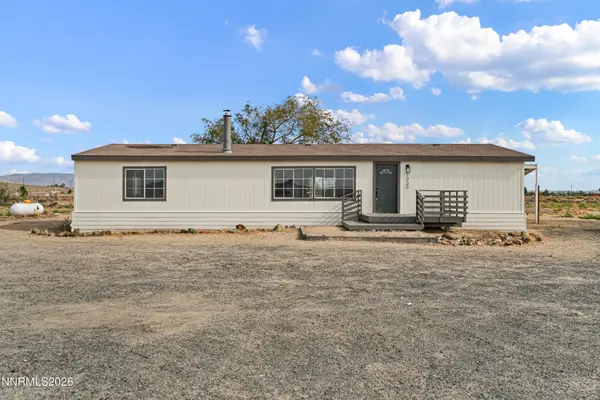 1230 E Badger Street, Silver Springs, NV 89429