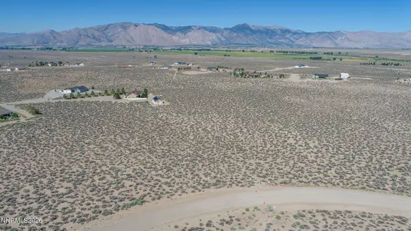 201 W Sierra View Drive, Smith Valley, NV 89430
