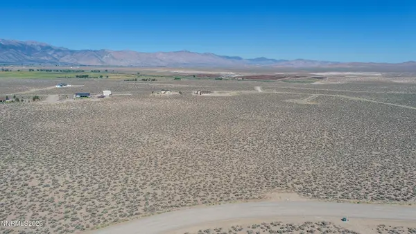 211 W Sierra View Drive, Smith Valley, NV 89430