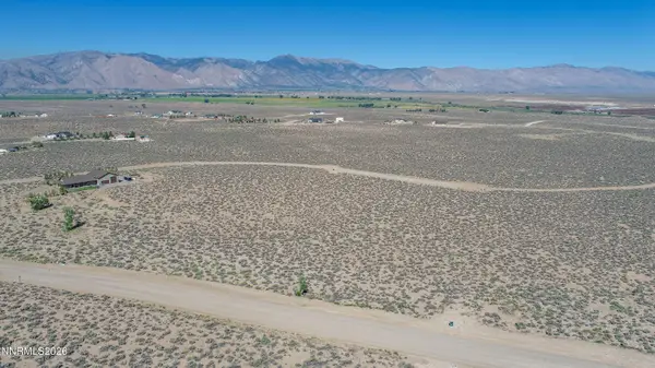 220 W Sierra View Drive, Smith Valley, NV 89430