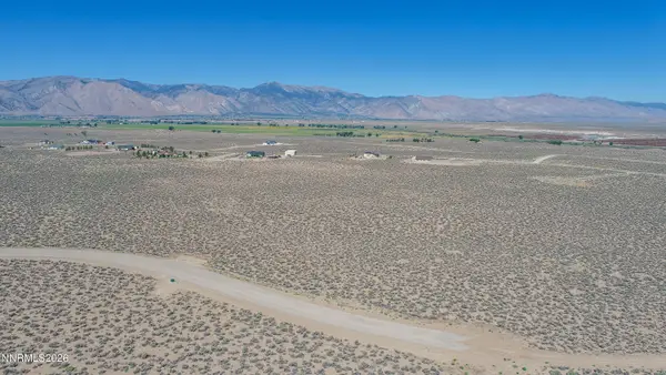 221 W Sierra View Drive, Smith Valley, NV 89430