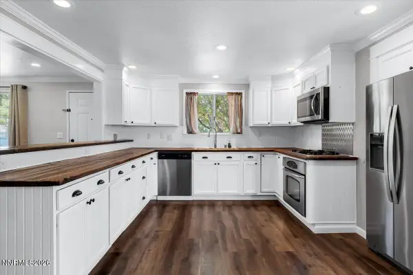 6500 David James Boulevard, Sparks, NV 89436