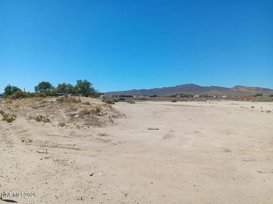 4195 Angel Avenue, Silver Springs, NV 89429 - #2