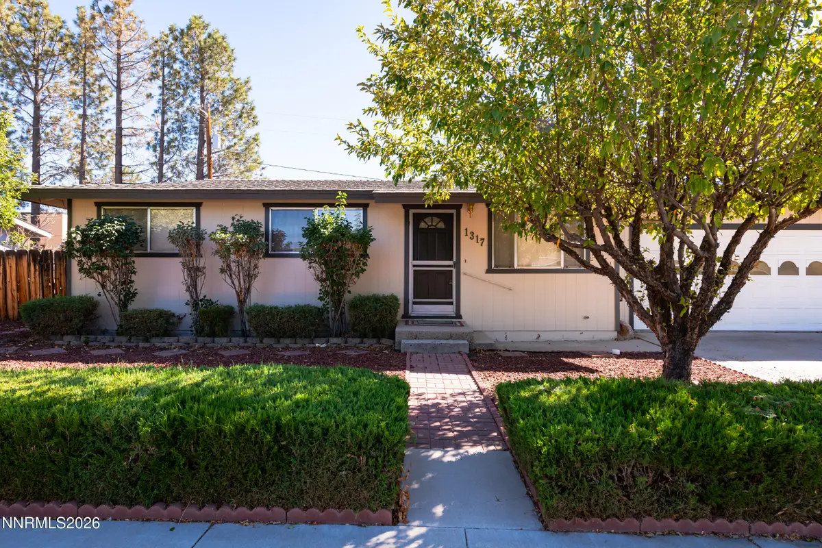 1317 Toiyabe Avenue, Gardnerville, NV 89410 - #1