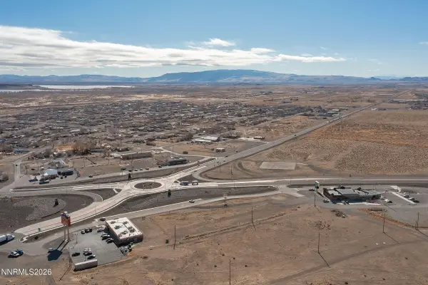 1285 Rhyolite Drive, Silver Springs, NV 89429