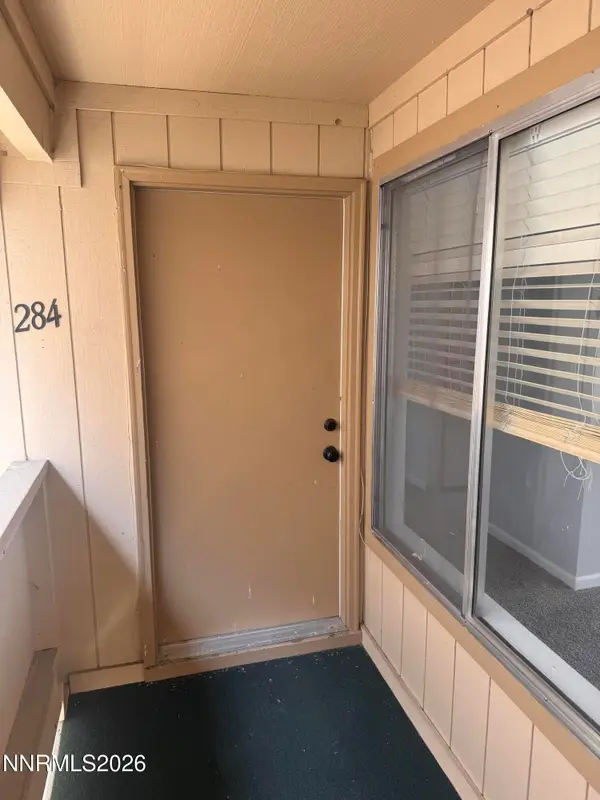 3949 Clear Acre Lane #APT 284, Reno, NV 89512
