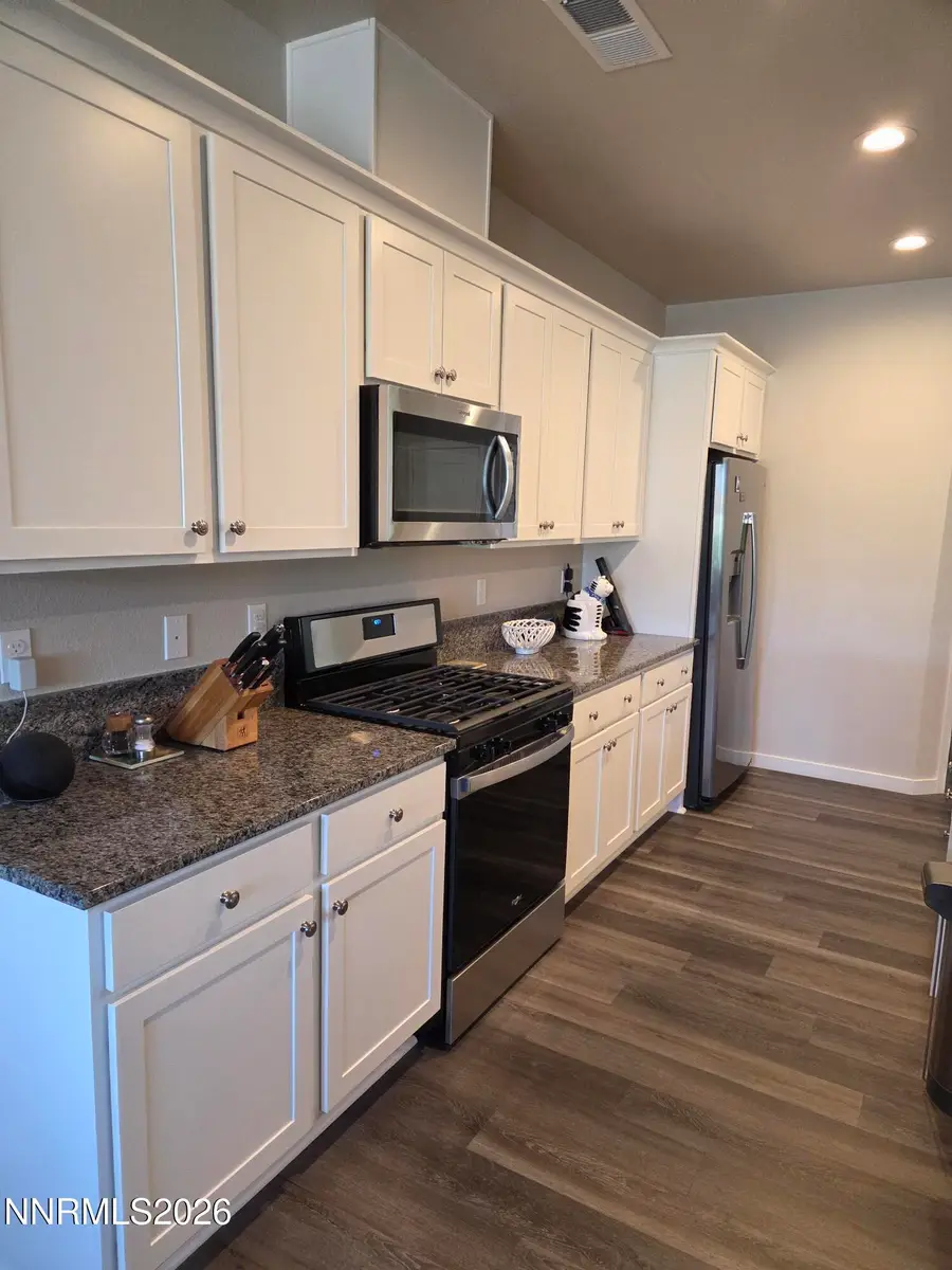 421 Dog Leg Drive, Fernley, NV 89408 - #2