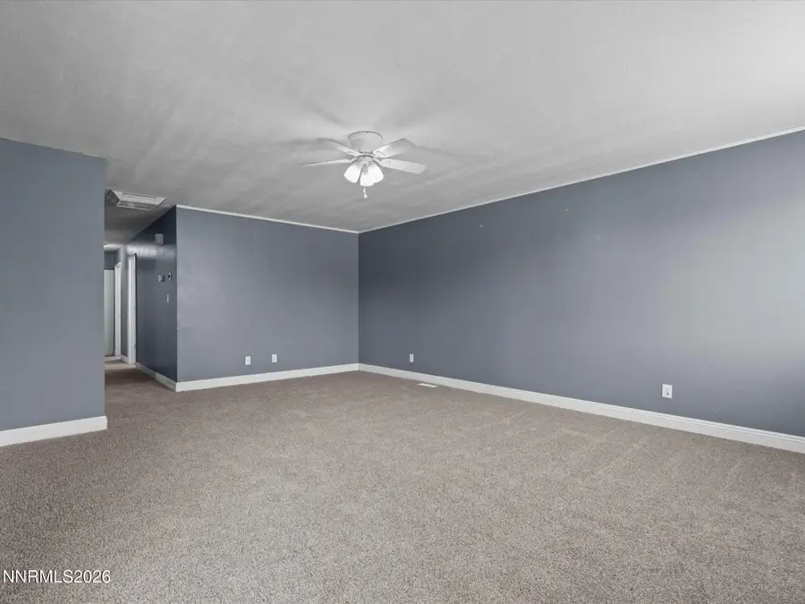 654 Douglas Street, Fallon, NV 89406 - #3