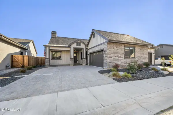 3325 Red Leaf Drive, Carson City, NV 89703