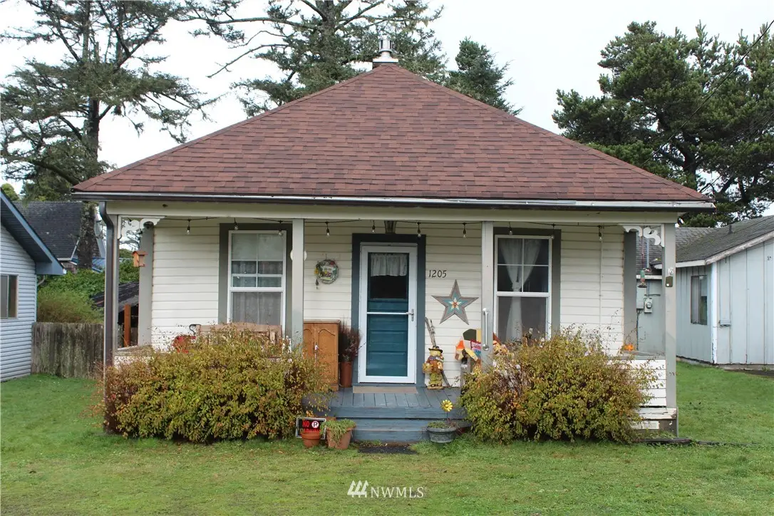 1205 49th Street, Seaview, WA 98644 - #1