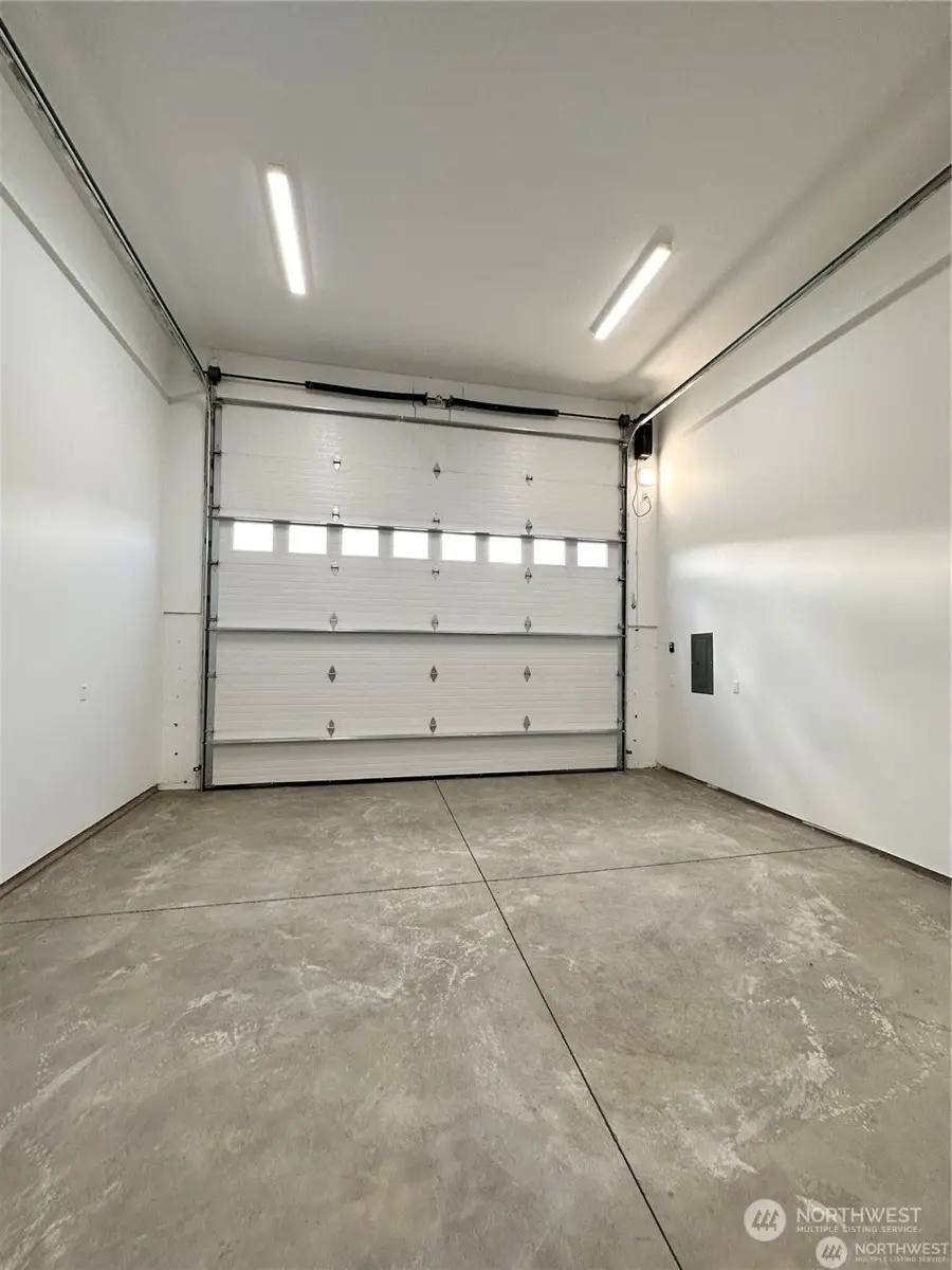 9842 W.9 Road Nw #B-16, Quincy, WA 98848 - #1