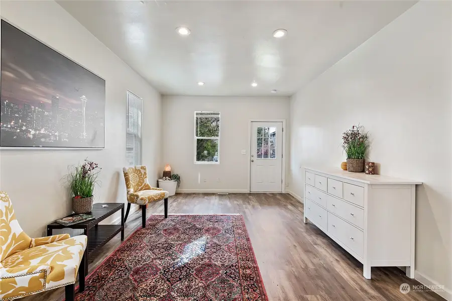 1521 E Spruce Street, Seattle, WA 98122 - #2