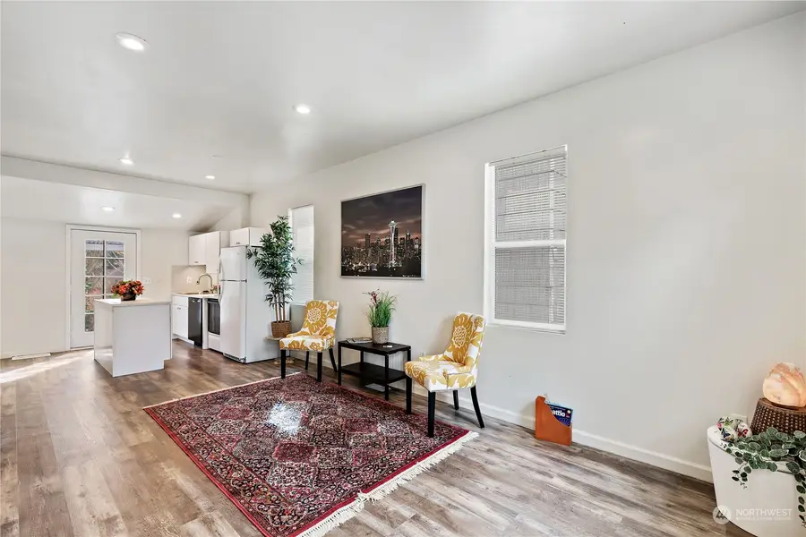 1521 E Spruce Street, Seattle, WA 98122 - #3