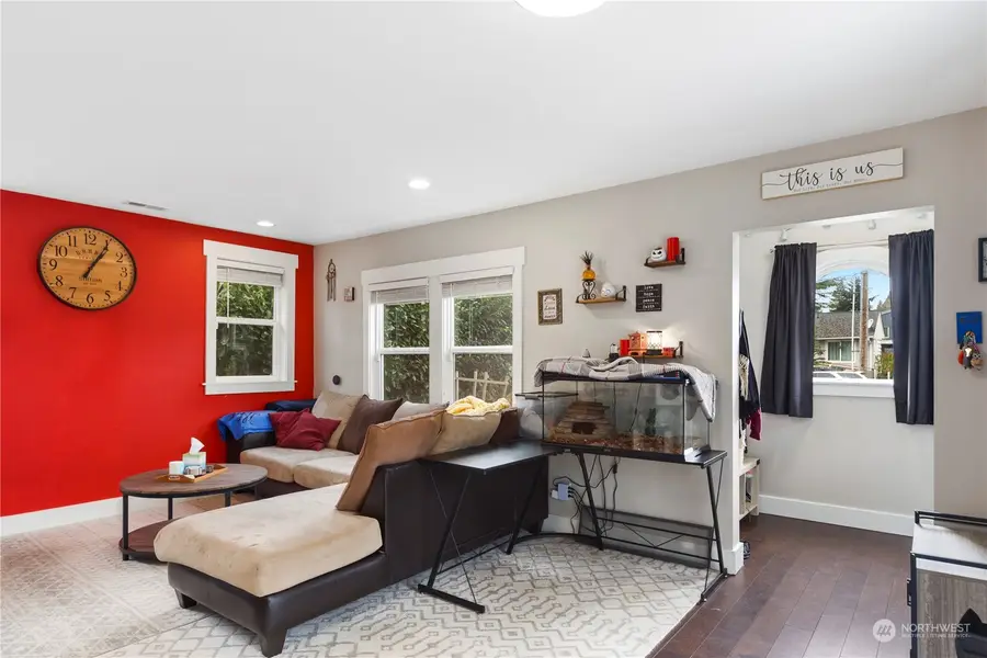 1134 N Callow Avenue, Bremerton, WA 98312 - Image #3