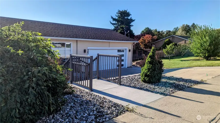 507 Cedar Wood Lane, Wenatchee, WA 98801 - Image #3
