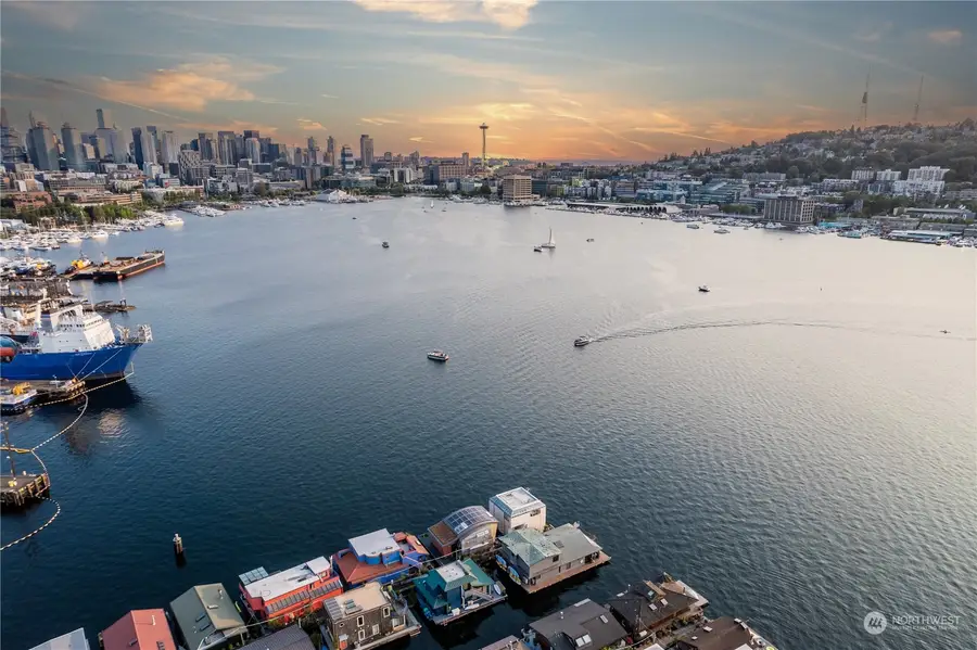 2017 Fairview Avenue E #I, Seattle, WA 98102 - #2