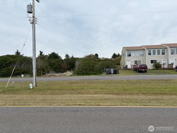 942 Ocean Shores Boulevard Sw #6, Ocean Shores, WA 98569