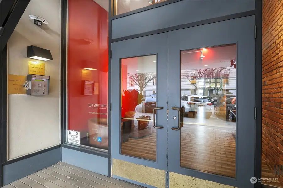 1120 Cliff Avenue #305, Tacoma, WA 98402 - Image #3