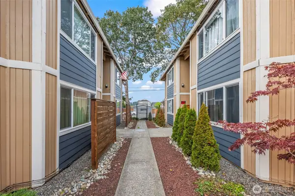 4027 S Warner Street, Tacoma, WA 98409