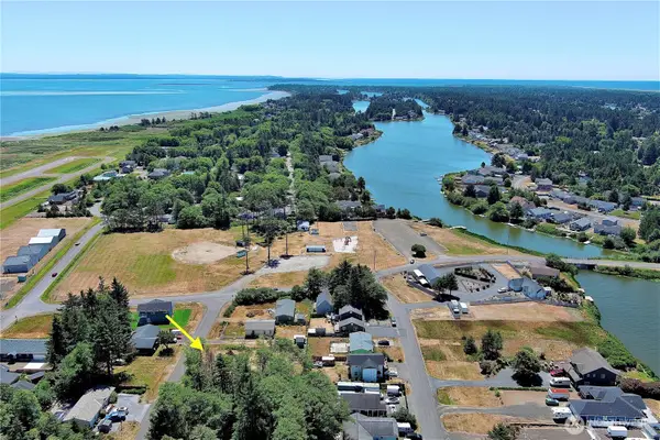 513 Chenois Avenue Ne #221, Ocean Shores, WA 98569