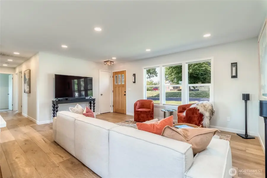 939 Stanley Drive, College Place, WA 99324 - #3