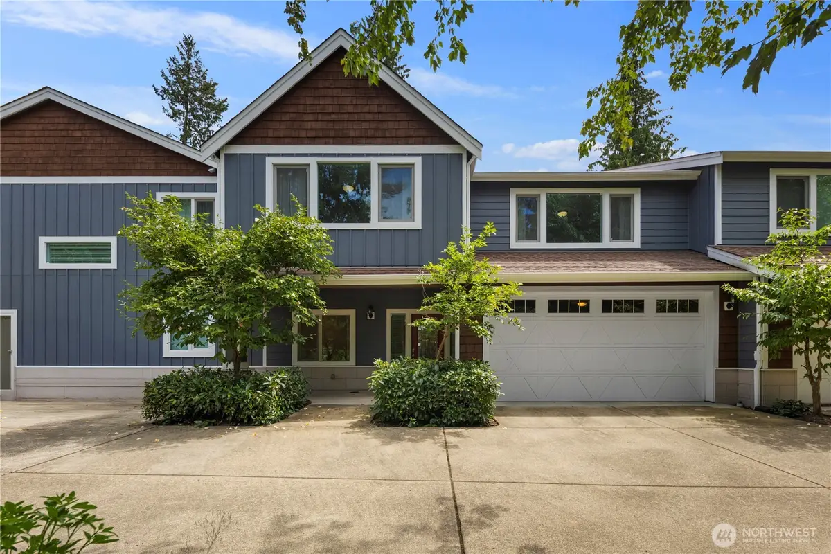 10407 NE 17th Street, Bellevue, WA 98004 - Image #1