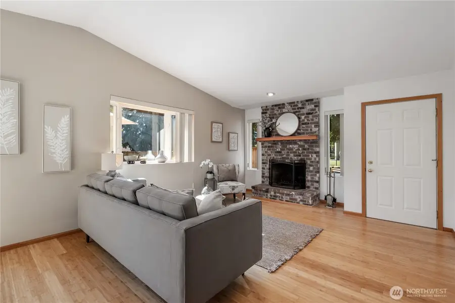 19430 Fremont Avenue N, Shoreline, WA 98133 - Image #3