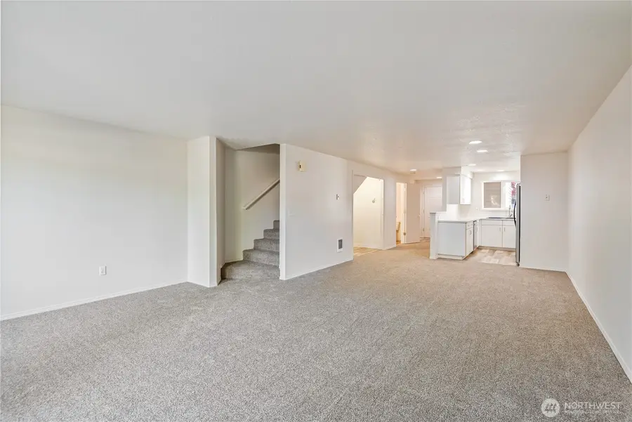 5301 Plomondon Street #F24, Vancouver, WA 98661 - #2