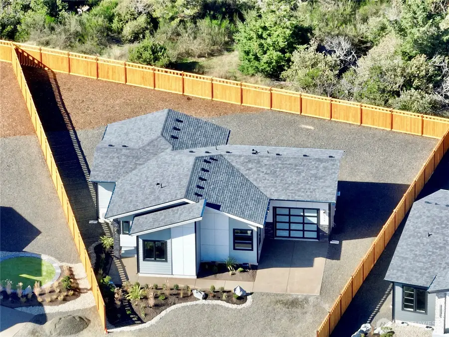 996 Alida Court Se, Ocean Shores, WA 98569 - Image #3