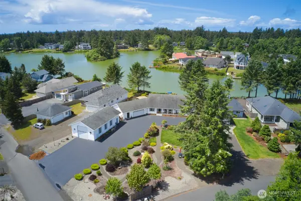363 SE Eagle Nest Court, Ocean Shores, WA 98569