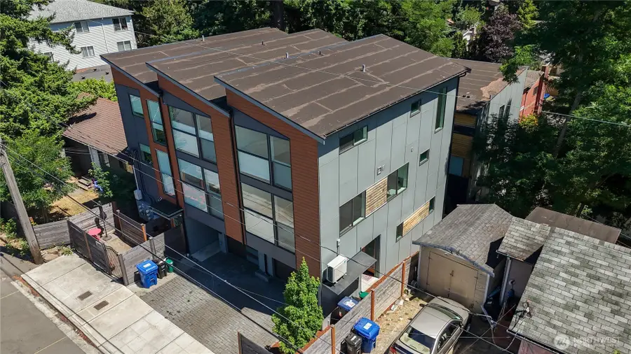 14012 Midvale Avenue N, Seattle, WA 98133 - Image #2