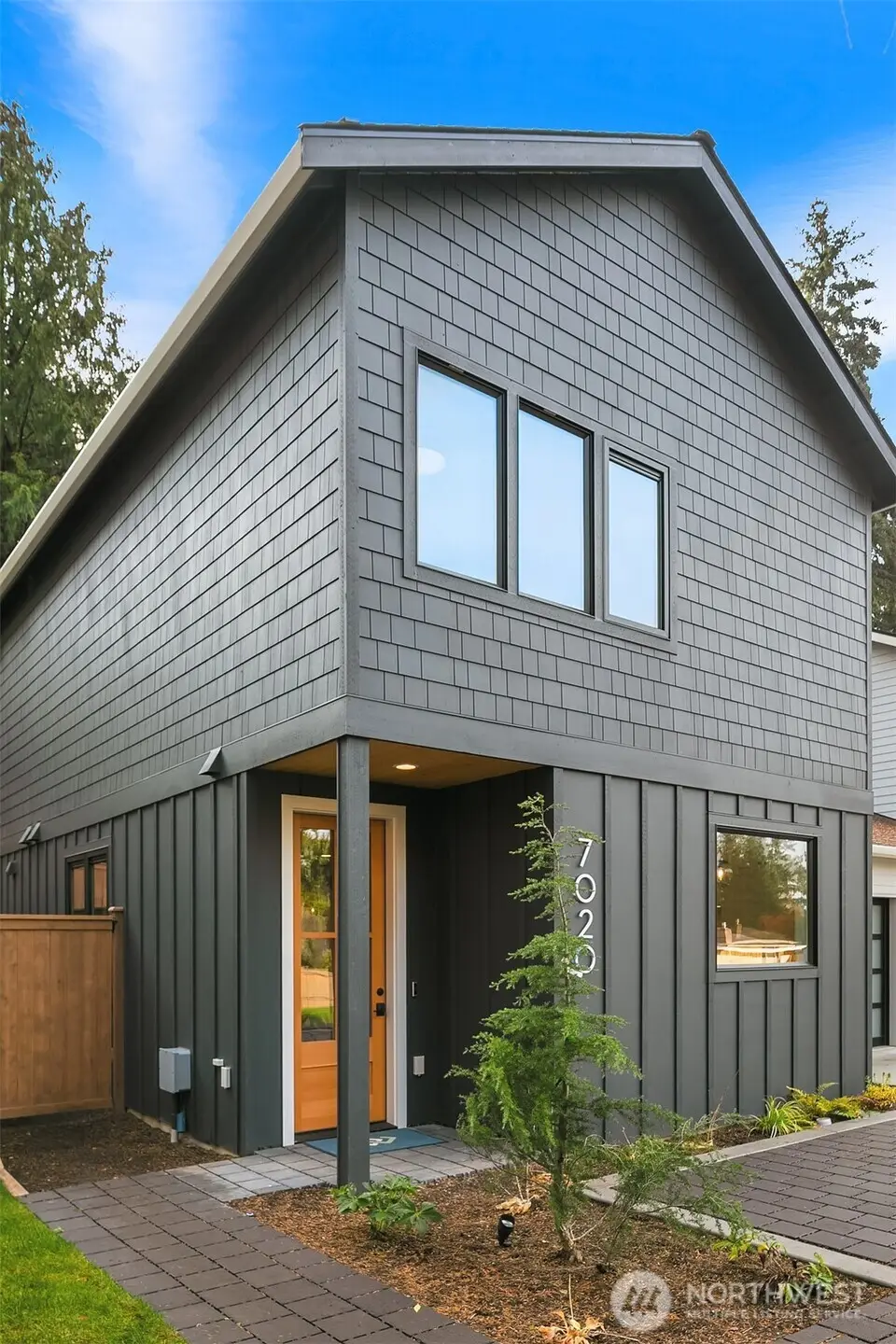 7020 127th Avenue Ne, Kirkland, WA 98033 - Image #1