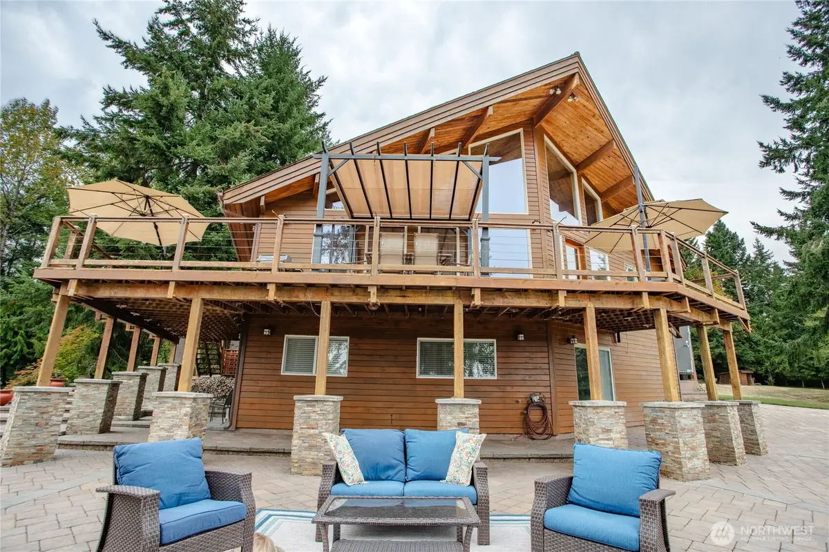 9070 Ocean Beach Highway, Longview, WA 98632 - Image #1