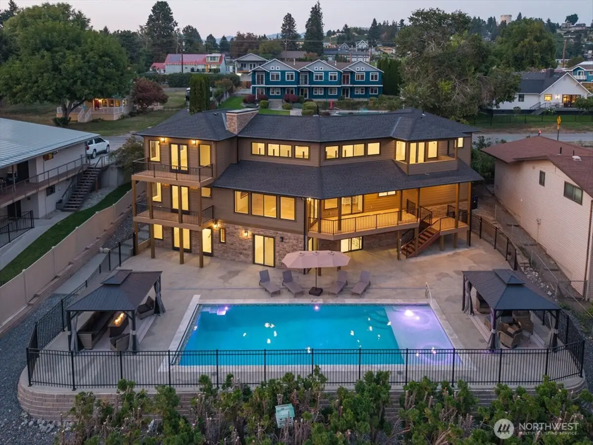 755 Wapato Way, Manson, WA 98831 - Image #1