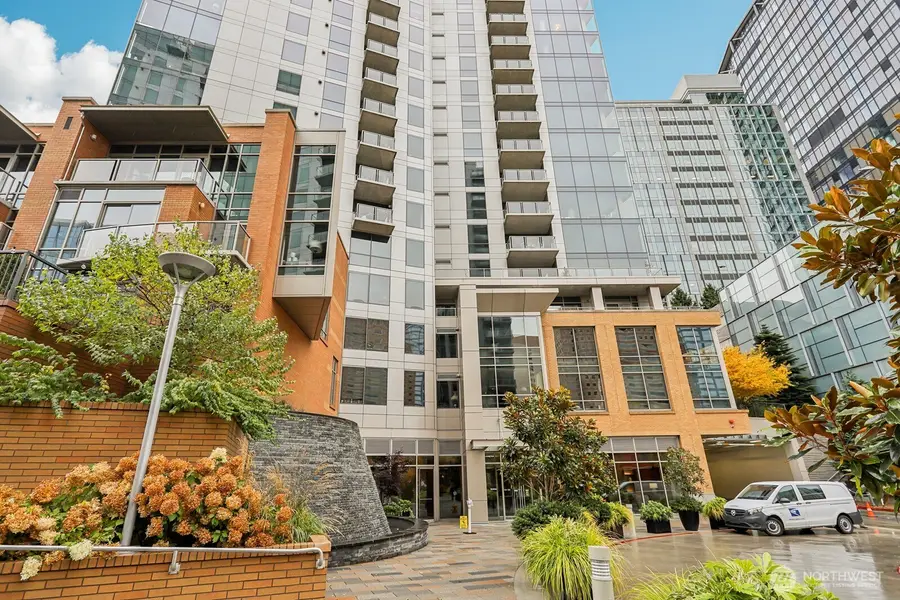 10650 NE 9th Place #521, Bellevue, WA 98004 - Image #2