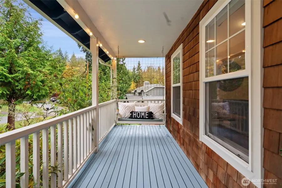 22085 Seavista Drive Ne, Poulsbo, WA 98370 - Image #2