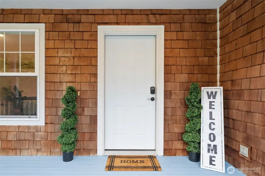 22085 Seavista Drive Ne, Poulsbo, WA 98370 - Image #3