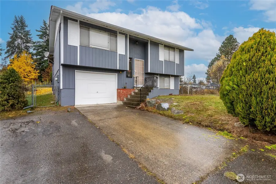 1023 S 88th Street, Tacoma, WA 98444 - Image #2