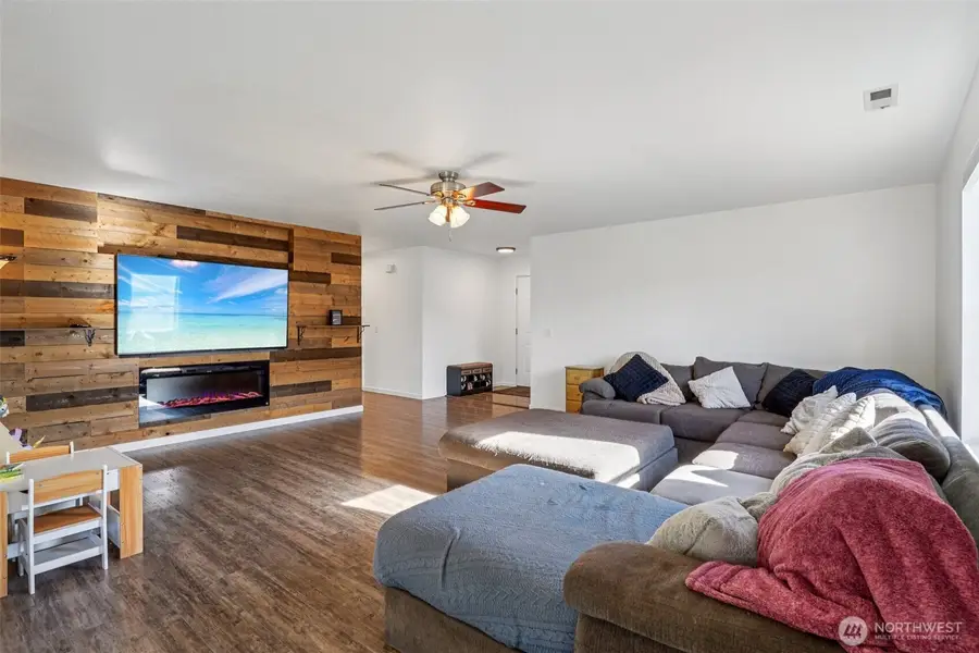 1205 Boatman Avenue Nw, Orting, WA 98360 - Image #3