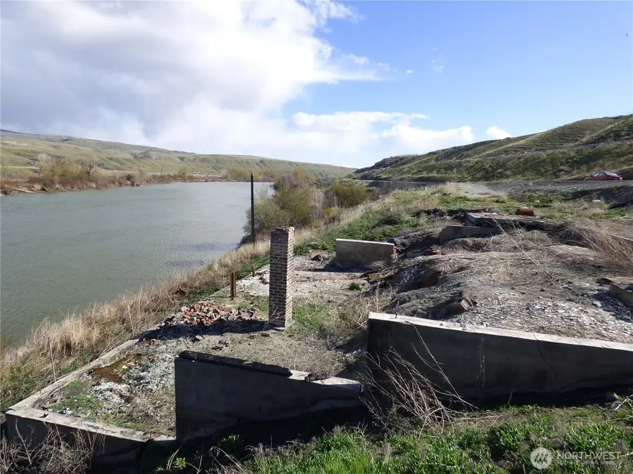 608 Monse River Road, Brewster, WA 98812 - #3