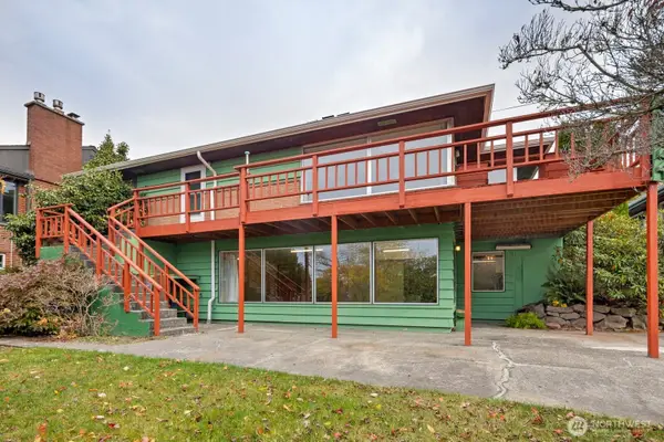 5624 37th Avenue Sw, Seattle, WA 98126