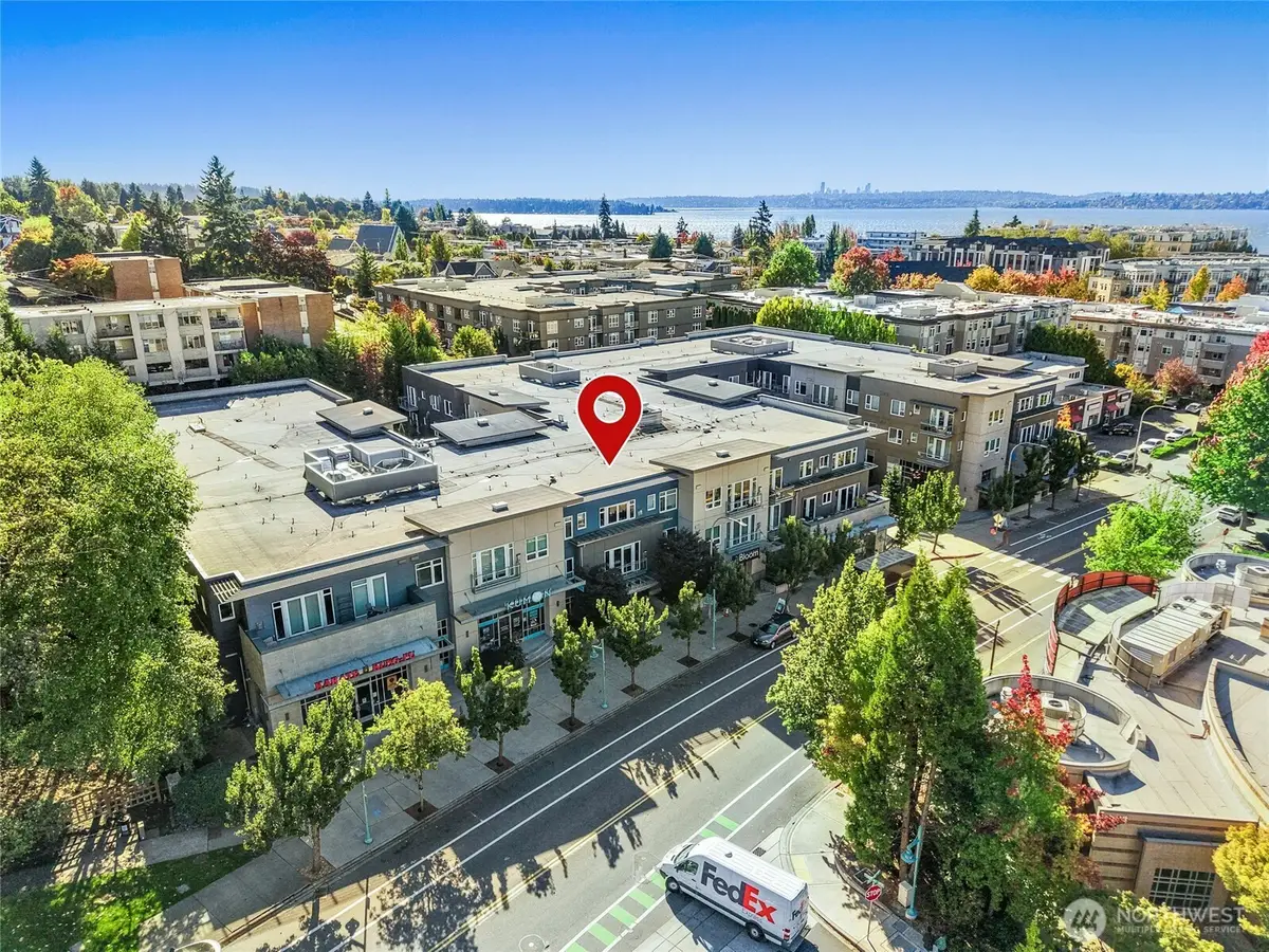 375 Kirkland Avenue #203, Kirkland, WA 98033 - Image #1