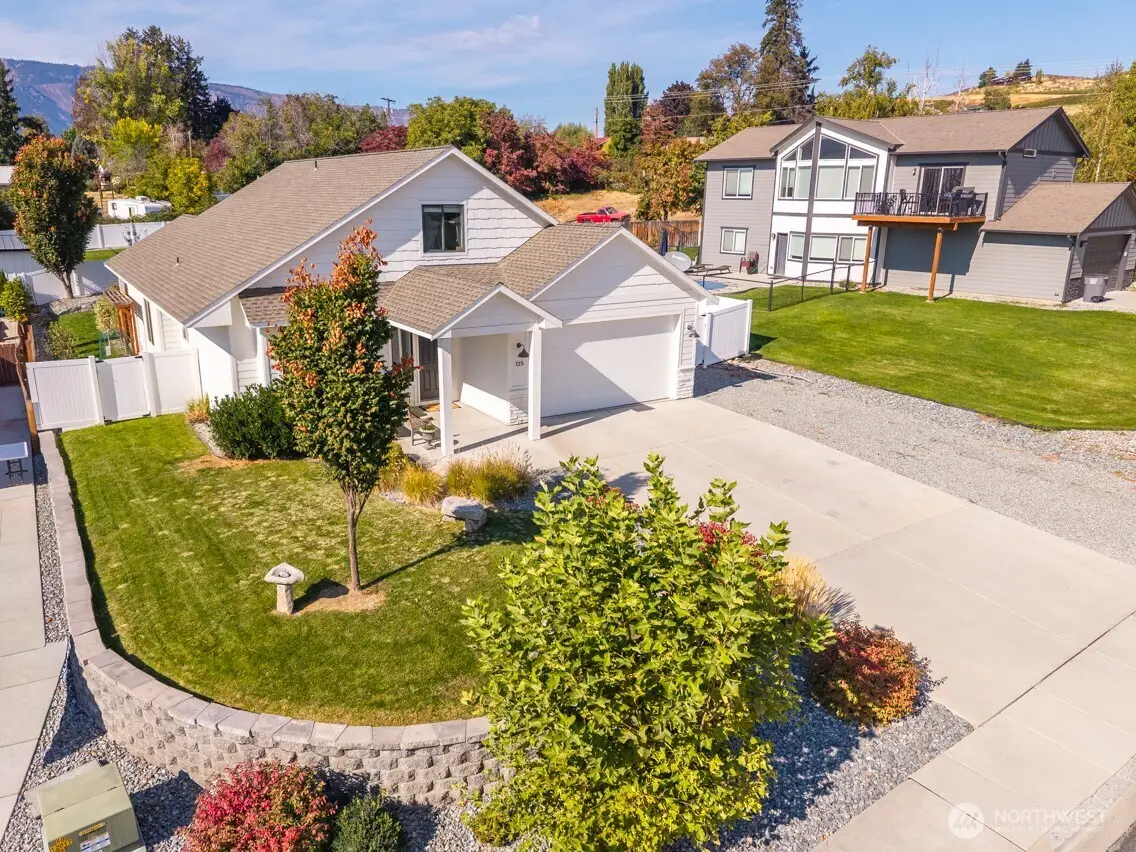 125 Summer Breeze Road, Manson, WA 98831 - Image #1