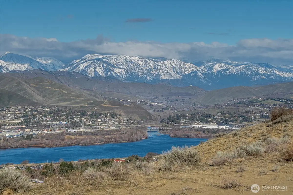 621 Upper Daniels Drive, East Wenatchee, WA 98802 - Image #1