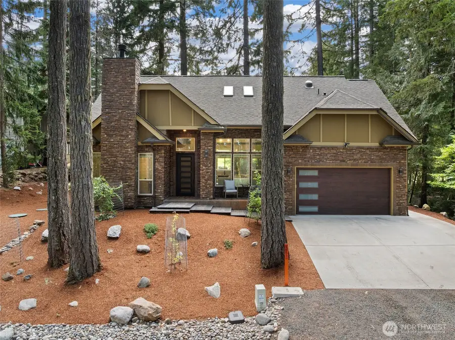 470 E Country Club Drive E, Union, WA 98592 - Image #2