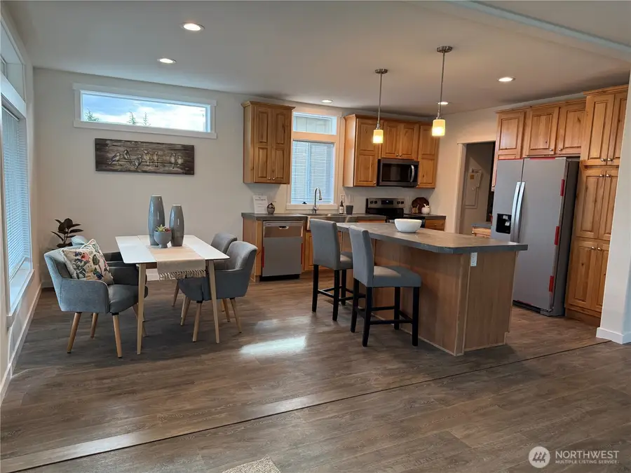 881 N Iris Avenue, Sequim, WA 98382 - Image #2