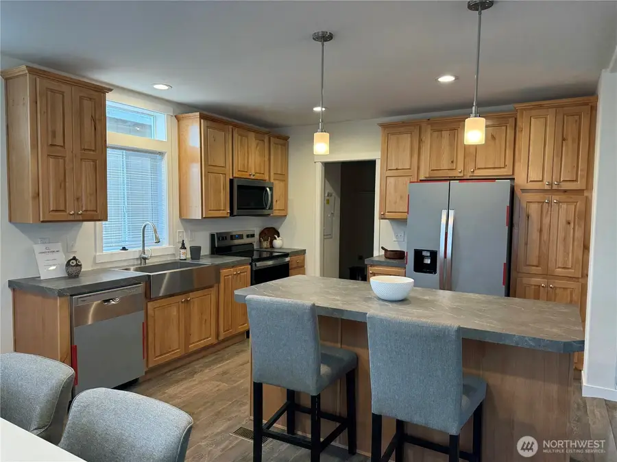 881 N Iris Avenue, Sequim, WA 98382 - Image #3